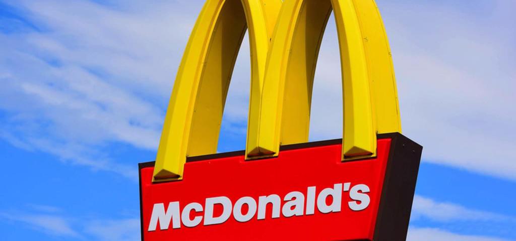Η "ακρίβεια" τρώει τα κέρδη των McDonald's  Η "ακρίβεια" τρώει τα κέρδη των McDonald's